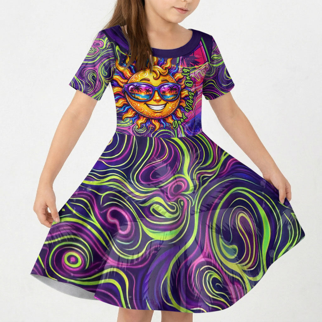 Waimanalo Hawaii Sun Rabbit Kid Short Sleeve Dress Psychedelic Trippy Neon Swirl Graphic