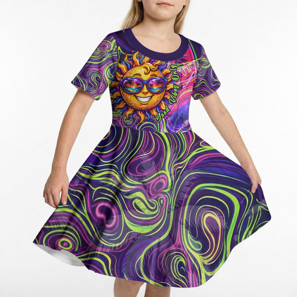 Waimanalo Hawaii Sun Rabbit Kid Short Sleeve Dress Psychedelic Trippy Neon Swirl Graphic