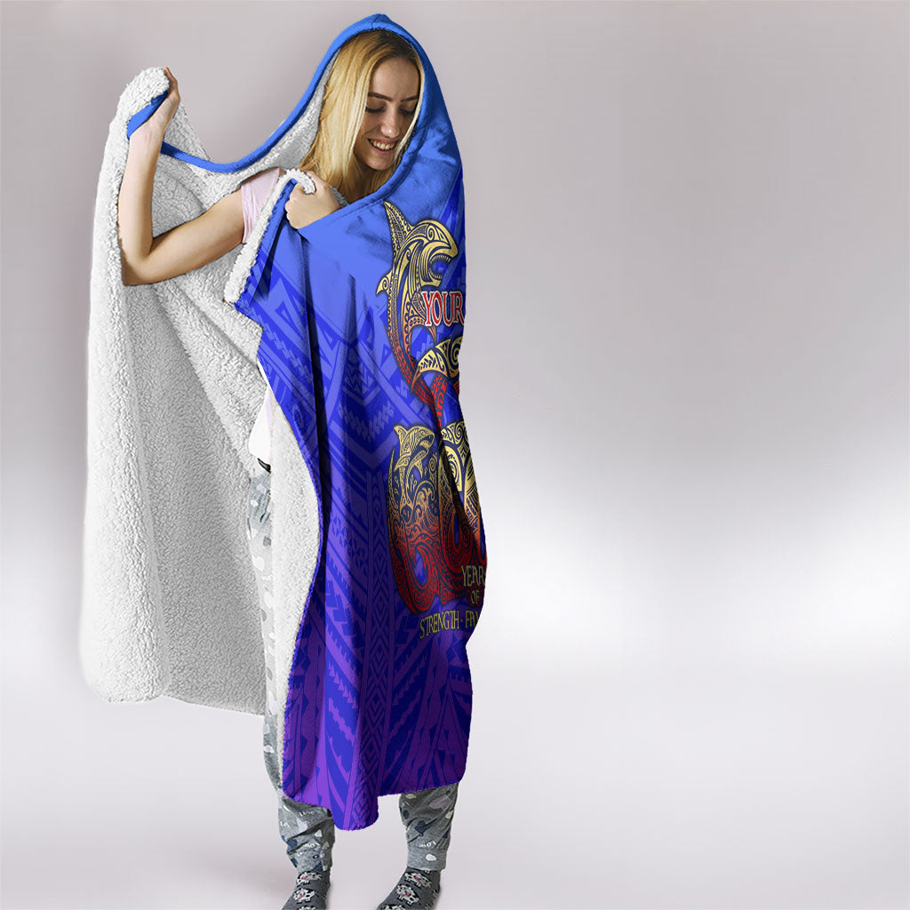 Personalized Polynesian 60th Birthday Hooded Blanket Polynesian Tribal Art Vintage Ocean Pattern