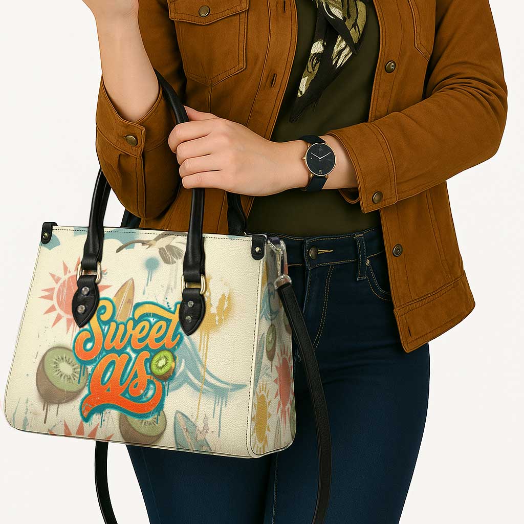NZ Slang Sweet As Kiwi Shaka Sign Leather Bag New Zealand Surfboards Sun and Tropical Beach Retro TS04 - Polynesian Pride
