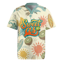 NZ Slang Sweet As Kiwi Shaka Sign Rugby Jersey New Zealand Surfboards Sun and Tropical Beach Retro TS04 Beige - Polynesian Pride