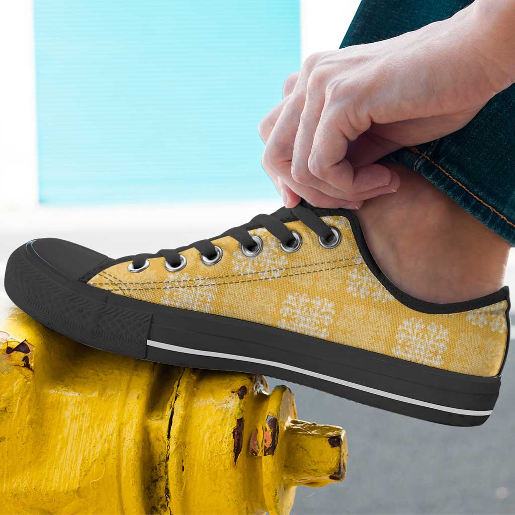 Yellow Palaka Quilt Hawaii Low Top Shoes Traditional Hawaii-plaid Pattern - Polynesian Pride
