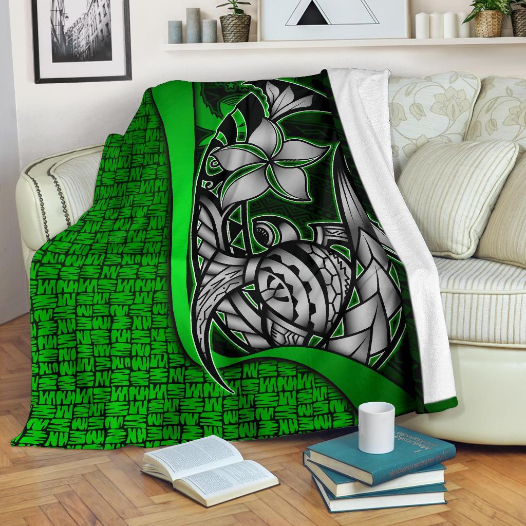 Pohnpei Micronesia Premium Blanket Green - Turtle With Hook White - Polynesian Pride