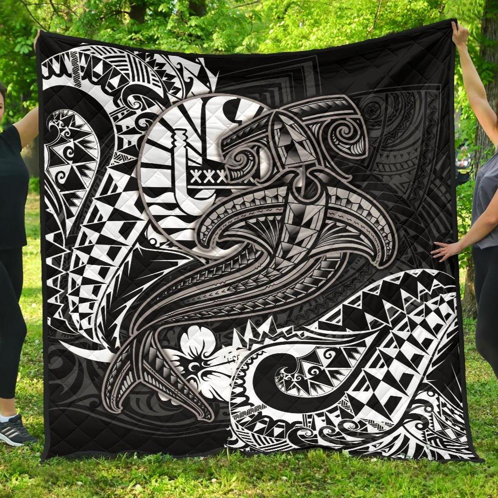 Tahiti Premium Quilt - White Shark Polynesian Tattoo - Polynesian Pride