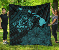 Hawaii Sea Turtle Is Swimming Toward Premium Quilt Blue Blue - Polynesian Pride