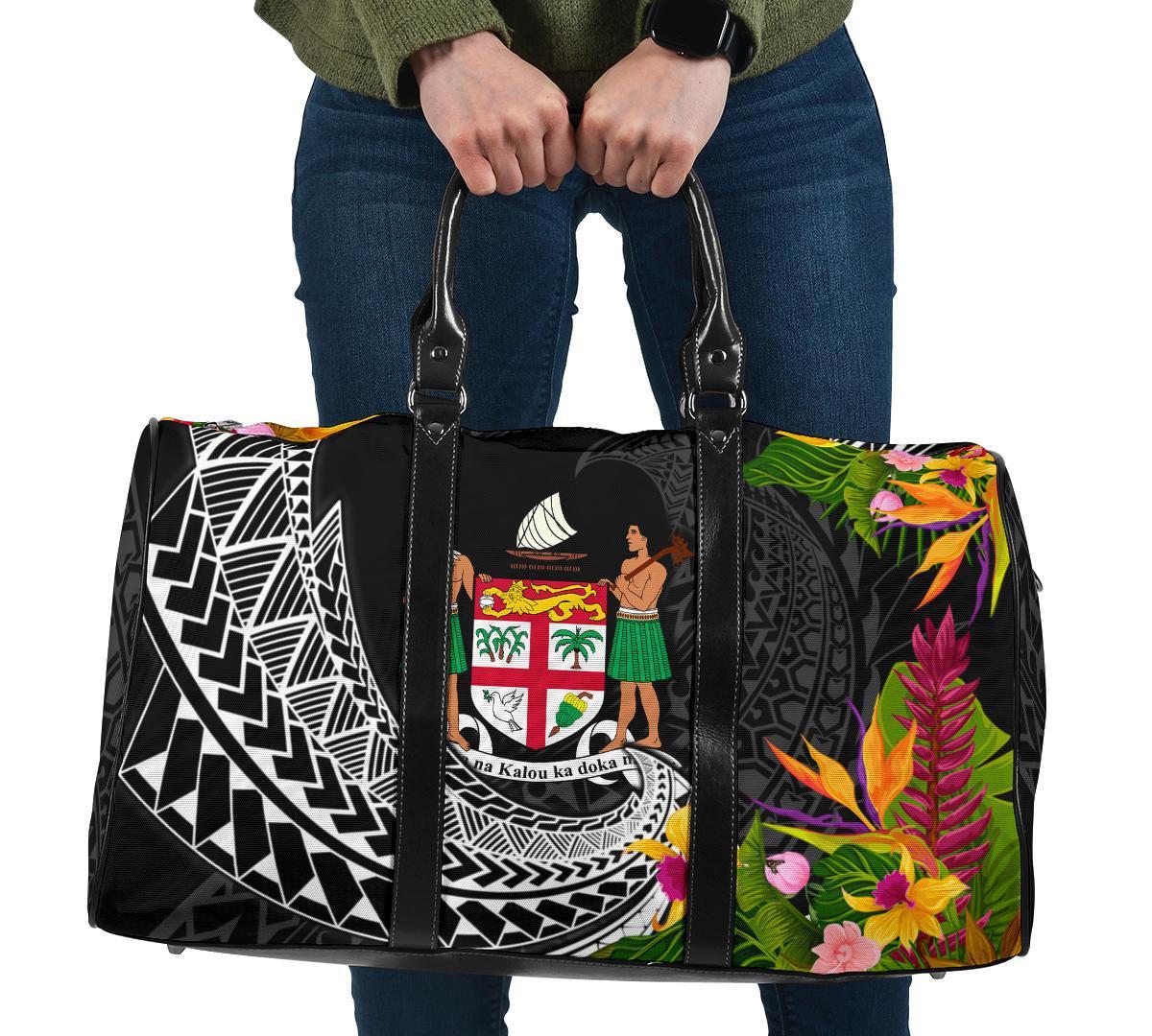 Fiji Travel Bag - Seal Spiral Polynesian Patterns Travel Bag - Black - Fiji One size Black - Polynesian Pride
