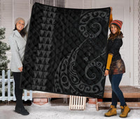 Hawaii Kakau Gray Polynesian Premium Quilt - Polynesian Pride
