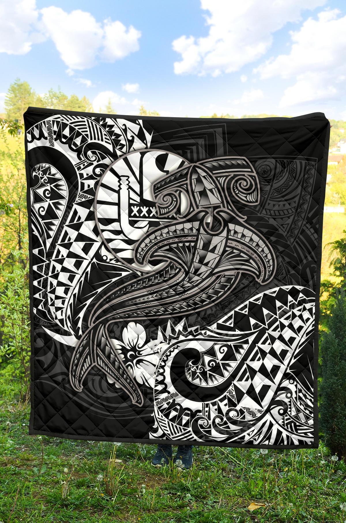 Tahiti Premium Quilt - White Shark Polynesian Tattoo - Polynesian Pride
