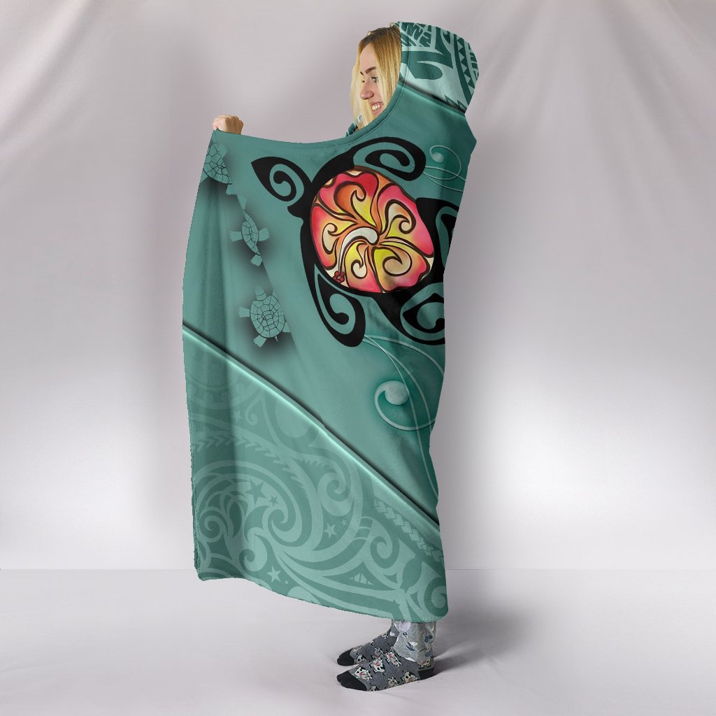 Hawaii Turtle Swimming Tribal Polynesian Hooded Blanket - AH - Min Style - Polynesian Pride