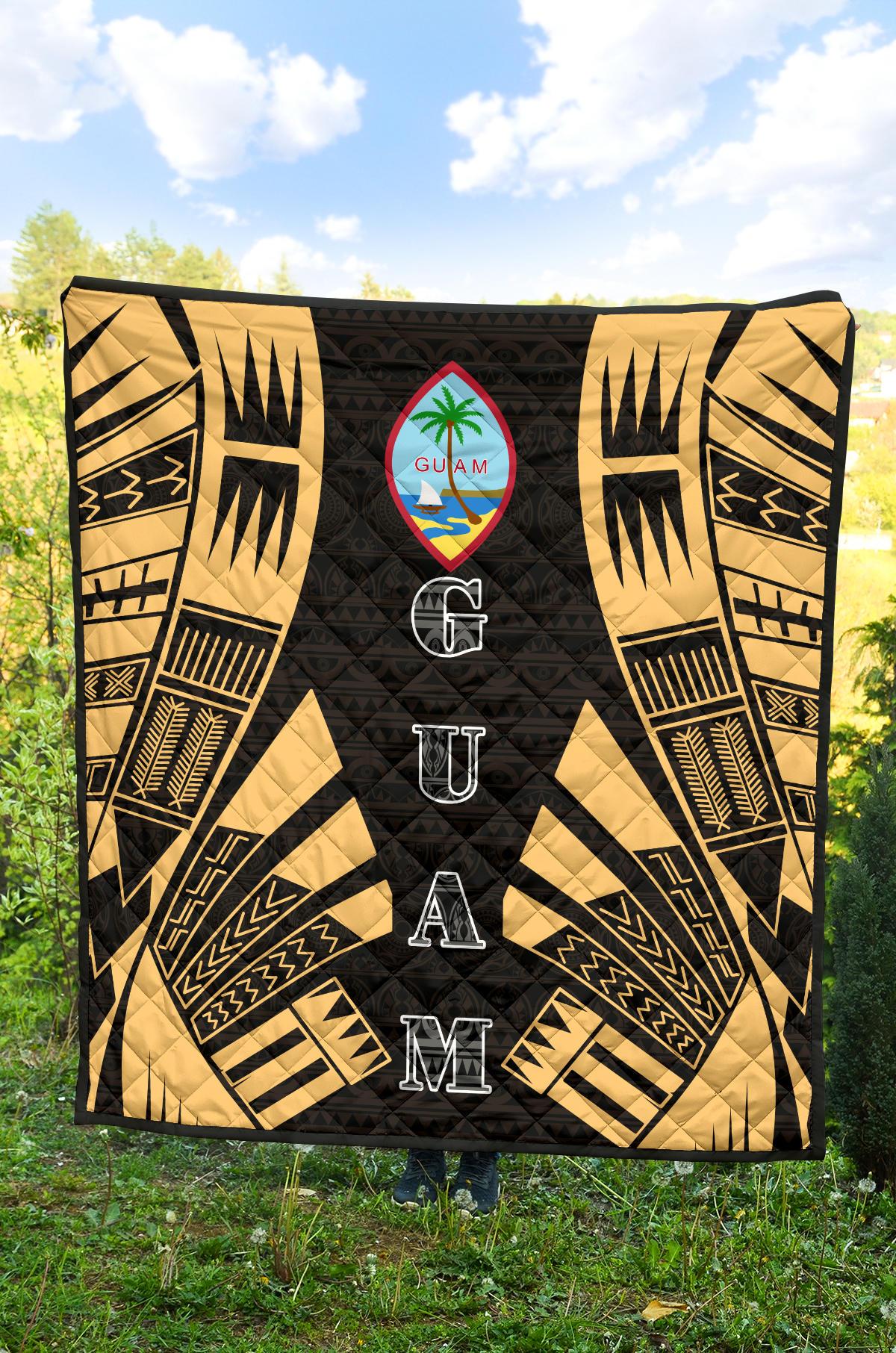 Guam Premium Quilt - Guam Coat Of Arms Polynesian Gold Tattoo - Polynesian Pride