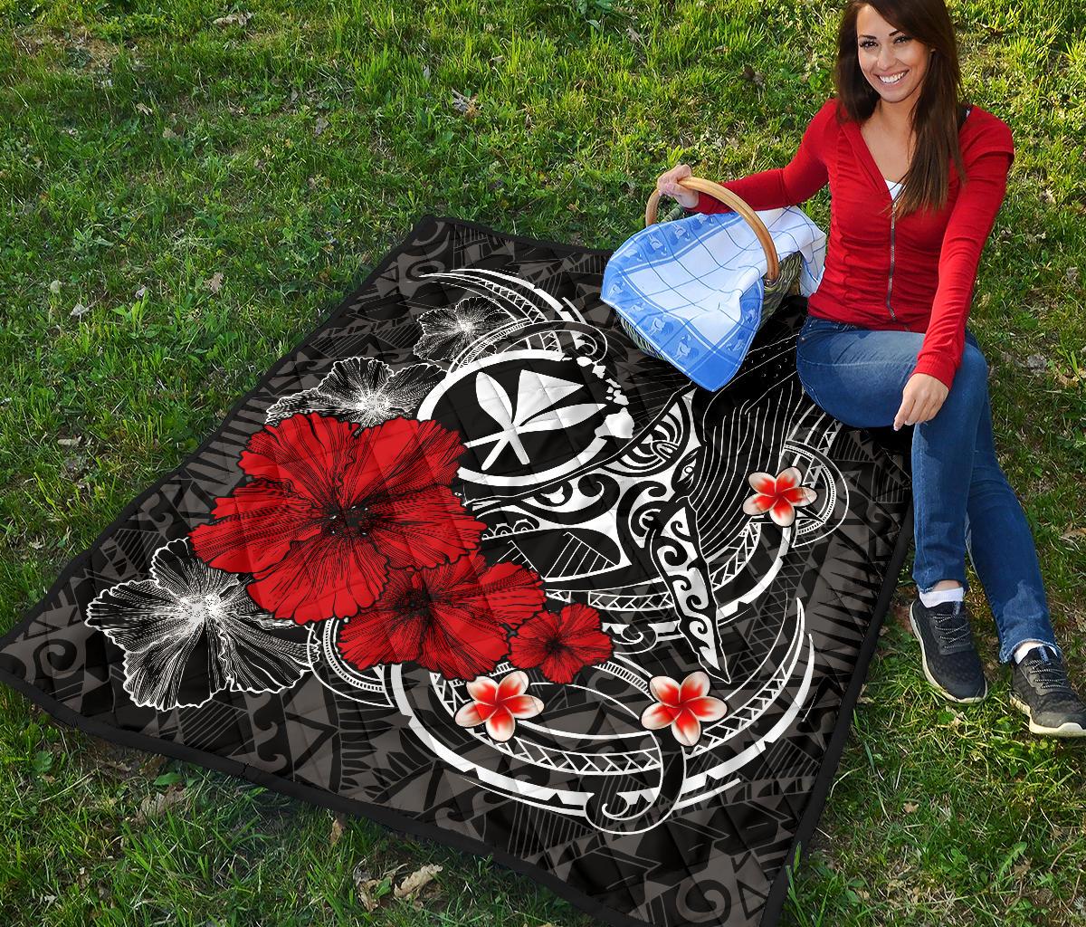 Polynesian Hawaii Kanaka Maoli Premium Quilt - Humpback Whale with Hibiscus (White) - Polynesian Pride