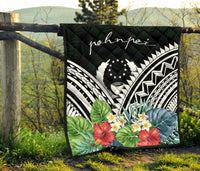 Pohnpei Premium Quilt - Pohnpei Coat of Arms & Polynesian Tropical Flowers White - Polynesian Pride